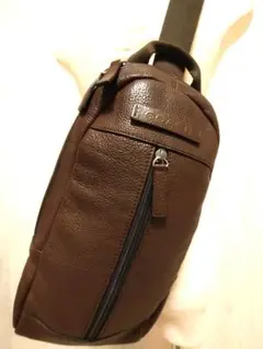 ぶ*ん様 値下げ　COACH コーチ ボディバッグ F70691 レザー ブラッ ぶ*ん様 値下げ COACH コーチ ボディバッグ F70691 レザー