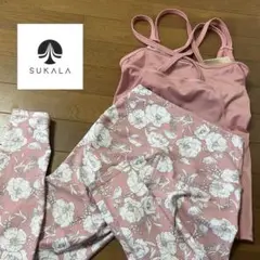 Item thumbnail for item 0a05f920-7ef0-4f15-b207-ad71e0388b7d