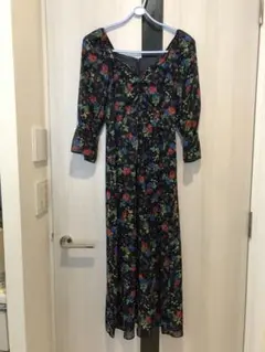新品未使用⭐️ユナイテッドアローズ　ワンピース　ロング　花柄❤️
