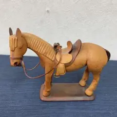 馬の置き物　革製　ビィンテージ　美品　レア 革製の馬のオブジェ - RITA brocante