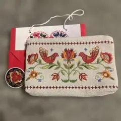 ウクライナ　刺繍　ポーチ　花　鳥　マグネット付き