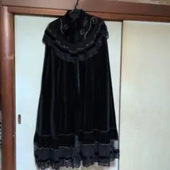 黒のベロア生地 ロング丈マント