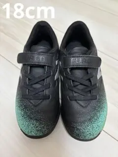 New Balance サッカーシューズ ブラック/グリーン　18cm 18