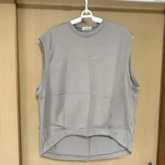SOLANO NAT. グレー ノースリーブ トップス Fサイズ