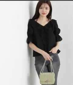 プロポーションドレッシング カットワーク刺繍ブラウス