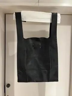 Item thumbnail for item 993ad5da-7cab-41d4-8ab7-60633bb6be49