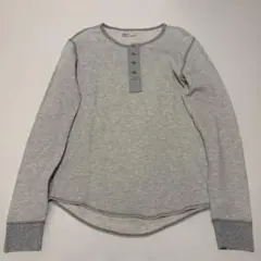Gap グレー ヘンリーネック M ロンT サーマル
