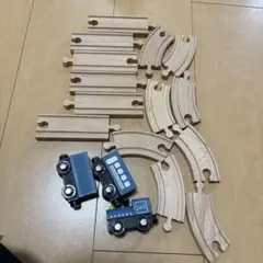 キャンドゥ　汽車　木製鉄道トラックと車両セット
