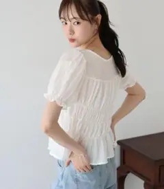 ギャザーペプラムブラウス ブルーイースト