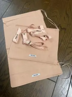 【未使用】 miumiu 巾着袋 ×2 リボンおまけ付き