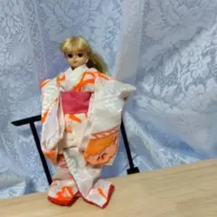 リカちゃんの着物オレンジ白着物の