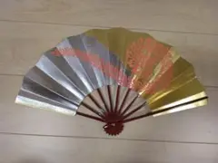 日本舞踊　扇子　ゴールドシルバー
