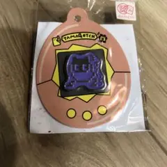 たまごっちグッズ　ますくっちのピンバッジ
