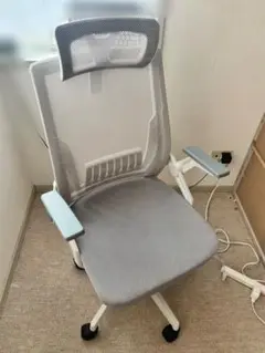 グレー ホワイト　メッシュ オフィスチェア