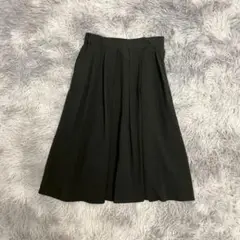 『a.v.v』アー・ヴェ・ヴェ　プリーツスカート　黒　ロング　ミディ　フレア