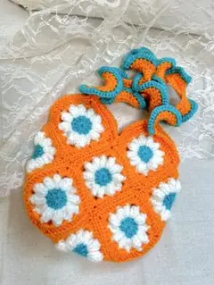 グラニースクエアバッグ　モチーフ編み　ハンドメイド