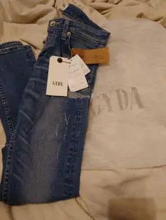 GYDA SIDE RIPPED スキニーデニム ジェイダ サイドリップド