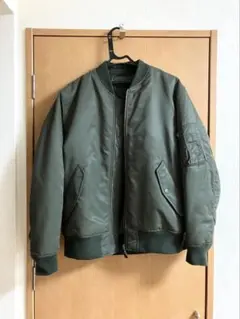 オリーブグリーン MA-1ジャケット【L】
