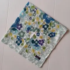 【未使用・シール付き】LIBERTYのハンカチ