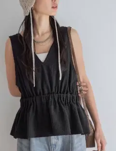 【完売品】ジーナシス チェックジャガードペプラムベスト グレー系