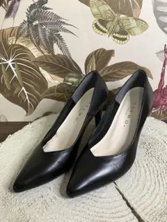 【未使用級】MELMO メルモ　黒　レザー ポインテッドトゥヒール　22.5㎝