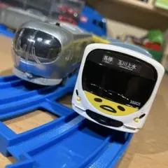 Item thumbnail for item deece258-7b84-4772-894f-45f5335dd752