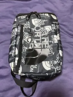 ノースフェイス　ヒューズボックスポーチ