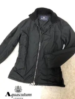 アクアスキュータム(Aquascutum)ダウンジャケット