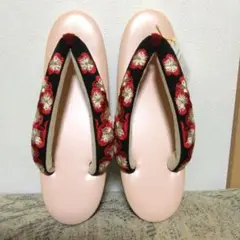 Item thumbnail for item 18d256f5-c473-4438-b400-54c3315cbf64