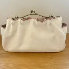 Item thumbnail for item 4273a98a-295b-4edf-8718-d955259e5c3b