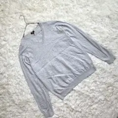 ユニクロ　UNIQLO　ニット　長袖　XL　Ｖネック　薄手　ライトグレー