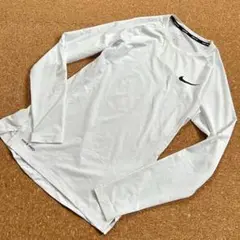 ナイキ　NIKE PRO Tシャツ　アンダーウェア　長袖　スポーツ　ホワイト　M