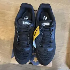 未使用　svolme スボルメ　ランニングシューズ　26cm 黒