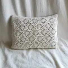 Vintage　　クロッシュレース編み　クッションカバー
