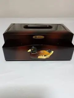 ティッシュボックス　プラスチック製