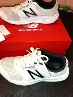 New Balance スニーカー26cm ホワイト/ブラック 411