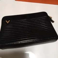 ブラック ストライプデザイン クラッチバッグ