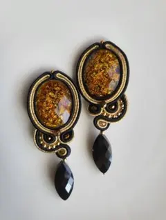 Item thumbnail for item 7f117673-4504-47b8-bd50-eb884d35ded9