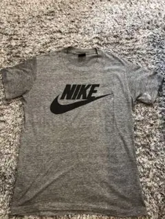 NIKE 80s スウォッシュ グレー×黒 Tシャツ 紺タグ