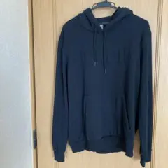 PUMA ブラック フード付きパーカー Lサイズ