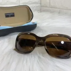 CHANEL ブラウンサングラス5102ココマーク、ケース付き
