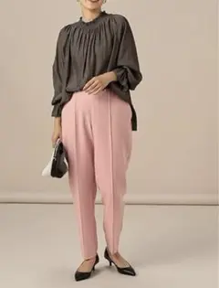 値下げ☆新品未使用☆NOLLEY'S sophi パウダリーツイルイージーパンツ