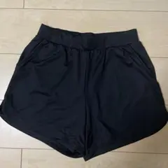 GU SPORTS Mサイズ 黒ショートパンツ