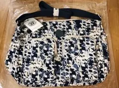 キプリング Kipling クロスボディバッグ クロスボディー 手ぶら 新品