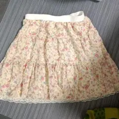 花柄スカート