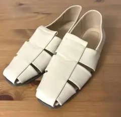 【美品】menue メヌエ　グルカサンダル　ベージュ　M