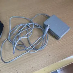 ニンテンドー3DS 充電器