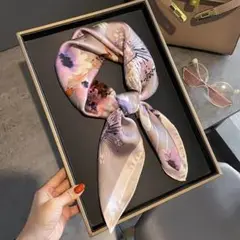 売れ筋商品♡　レディース スカーフ　シンプル　高級感　ピンク　花　おしゃれ 上品