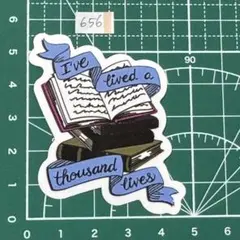 「I’ve lived a thousand lives」本好きステッカー