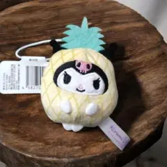 サンリオキャラクターズ　フルーツ着ぐるみマスコット　クロミ　パイン